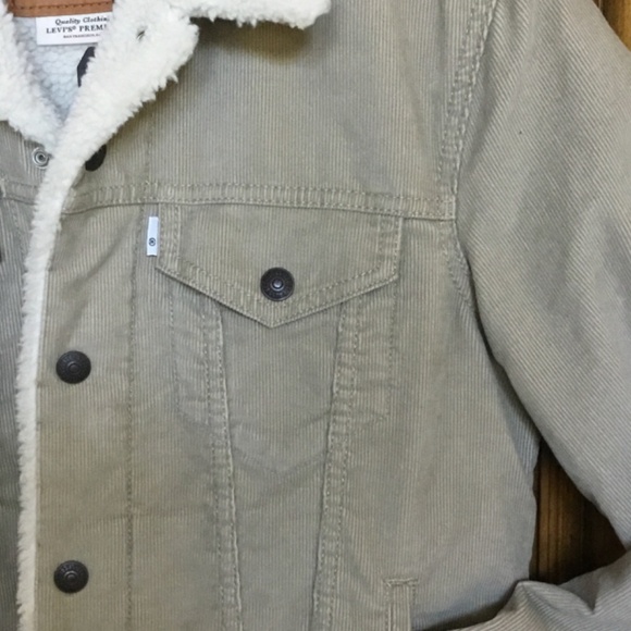 New Levi’s Premium Men’s Corduroy Trucker Jacket - Picture 6 of 12